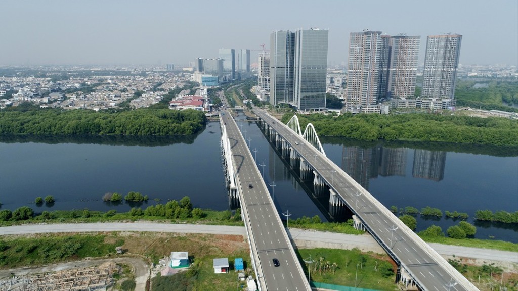 Mangrove and urban development Jakarta (Photo Credit : Deshana/Kumparan)