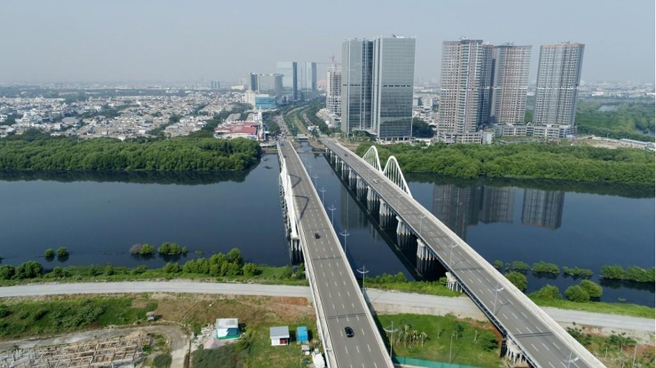 Mangrove and urban development Jakarta (Photo Credit : Deshana/Kumparan)